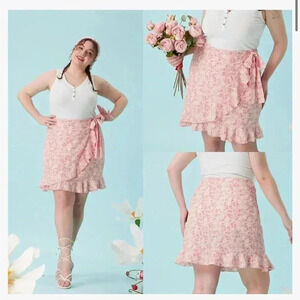 (46)NWOT floral wrap  skirt